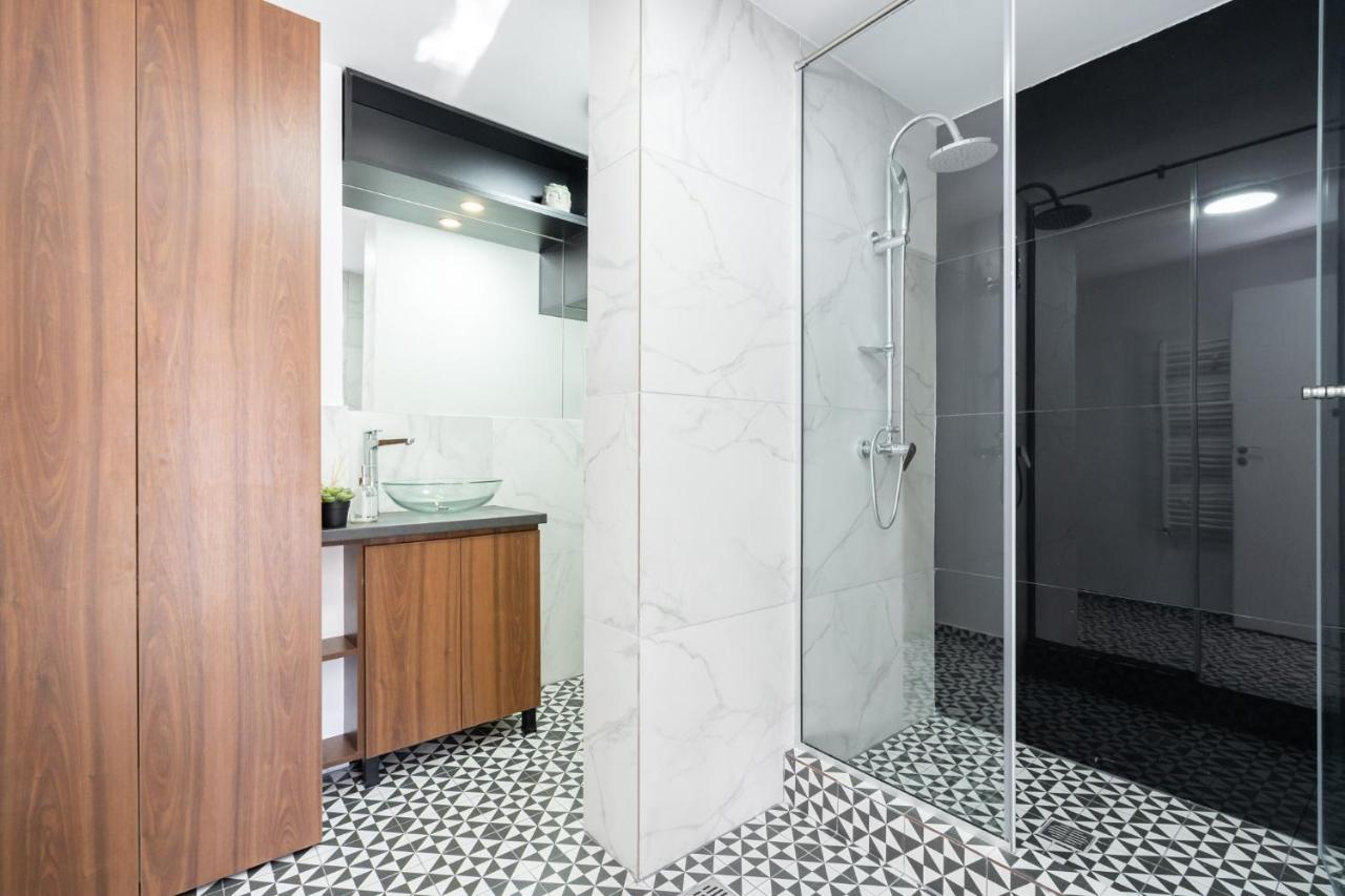 בוקרשט Elegant Two Bedrooms Apartment מראה חיצוני תמונה