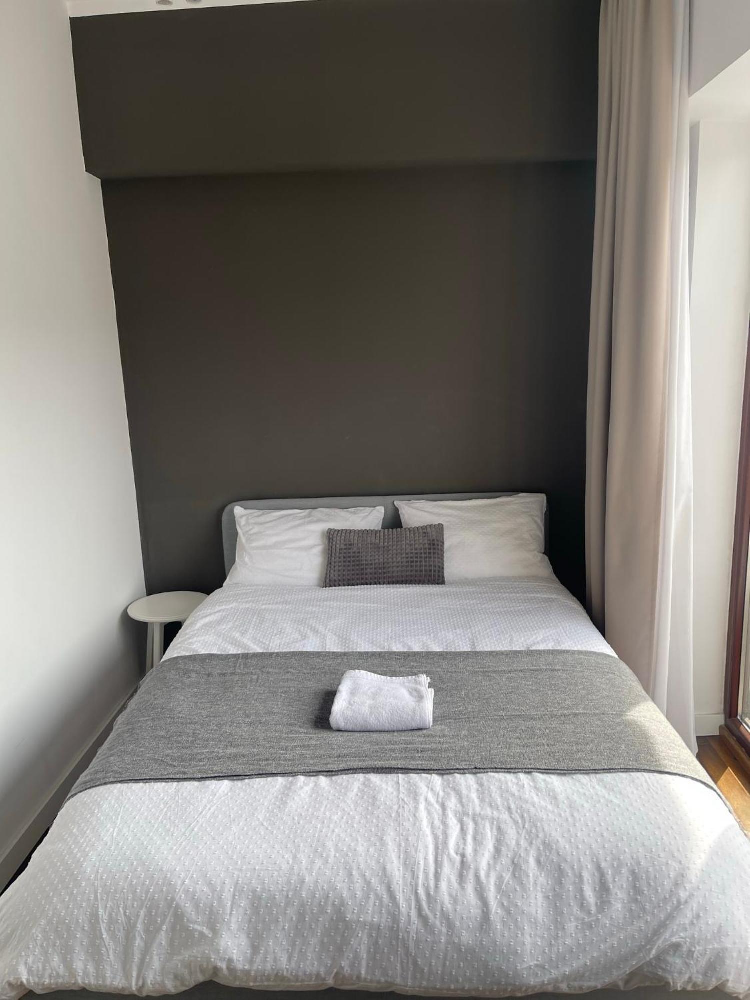 בוקרשט Elegant Two Bedrooms Apartment מראה חיצוני תמונה